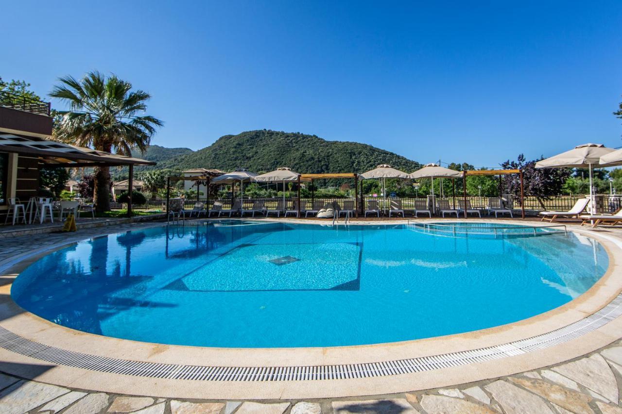 Riviera Perdika Hotel Exterior photo