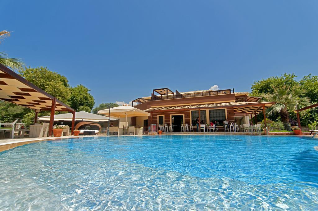 Riviera Perdika Hotel Exterior photo