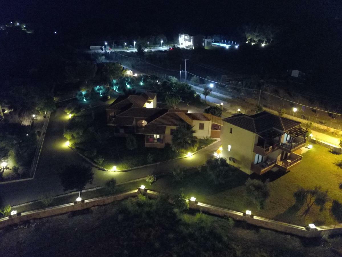 Riviera Perdika Hotel Exterior photo